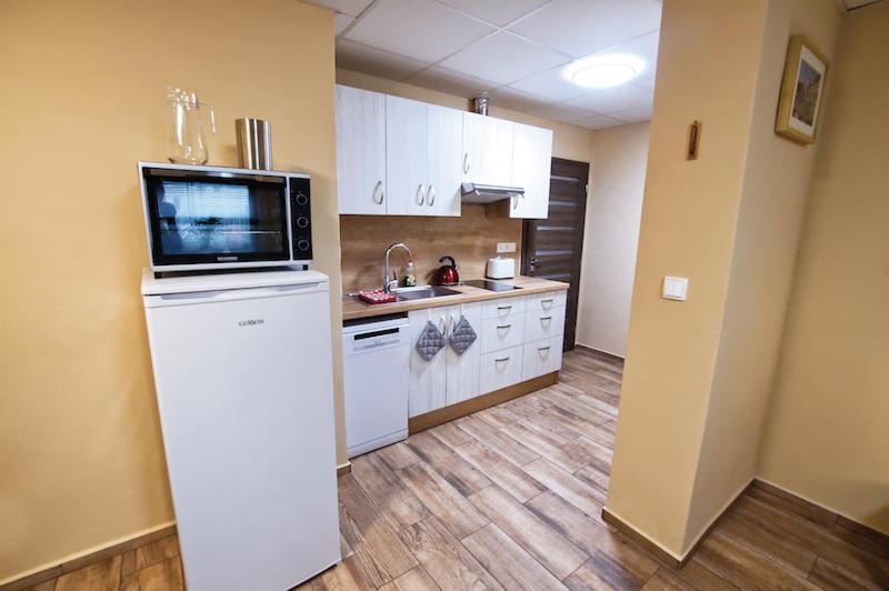 Nice Accommodation In Микулов Экстерьер фото